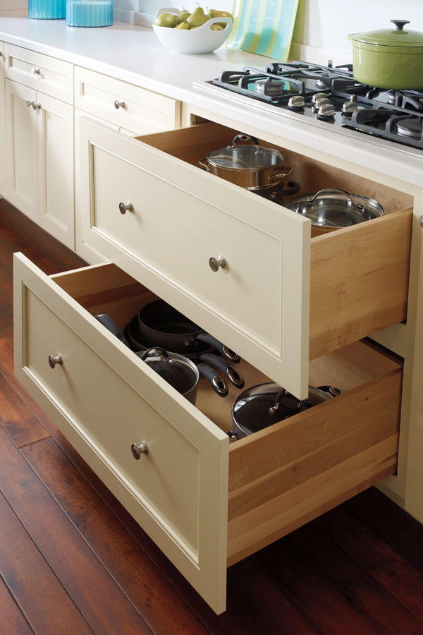 /file/media/midcontinent/products/cabinet_interiors/4bs2drwrmhss.jpg